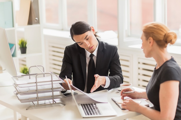 Financial advisor and client